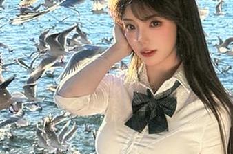 一边嗑瓜子，一边在线下载51吃瓜苹果版，这才是理想中的吃瓜人生吧！