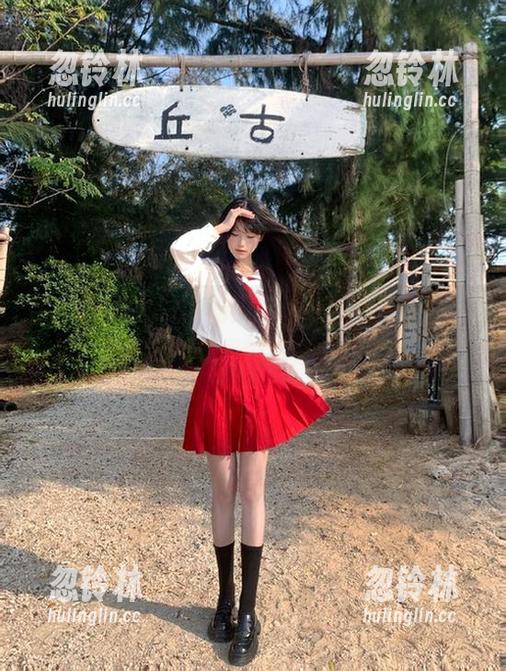 “51吃瓜”地址我一直关注，反正每次都是爆料聚集地啊！