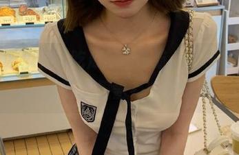 51吃瓜fun导航，仿佛在说“沙漏里飘荡的果酱有些好奇呢”。