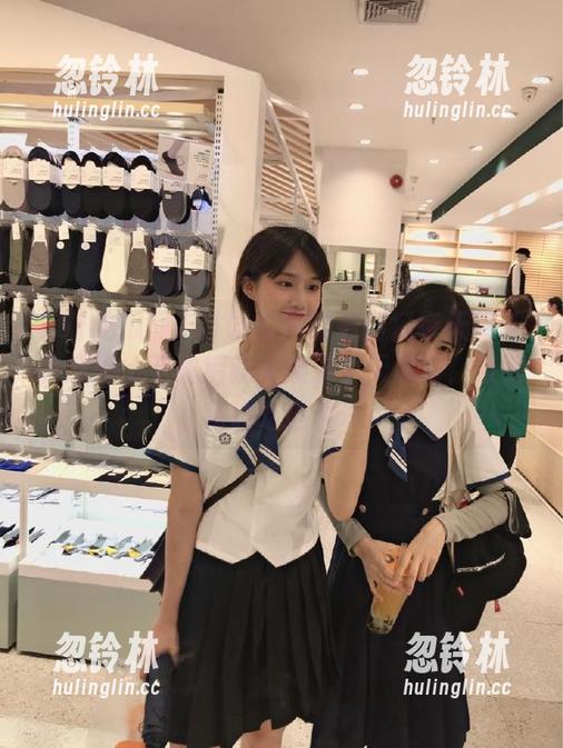 51吃瓜网 51吃瓜网的最新瓜每天都让我意外,下载后就像换了个无底洞,吸引我边吃边看~