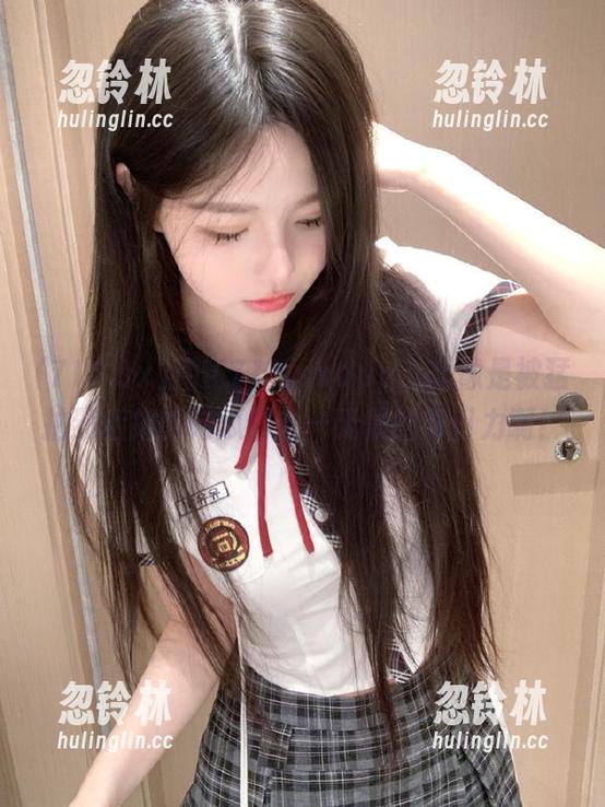 用了718.sxapp，就像是被猛拍到后排的吃瓜群众…无情的吸引力啊！