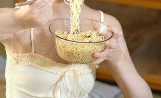 不登录799su的日子，果然是缺少了点啥，咋回事呢？