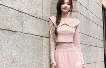 逛“fuli29.lv”首页，脑内双马尾少女随时待命，评论区准备开喷！