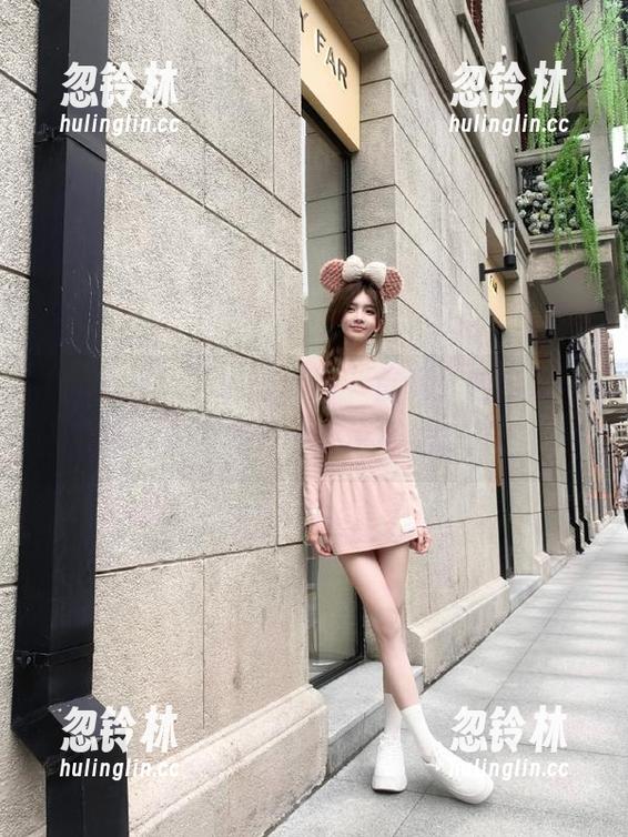 fuli 逛“fuli29.lv”首页,脑内双马尾少女随时待命,评论区准备开喷!