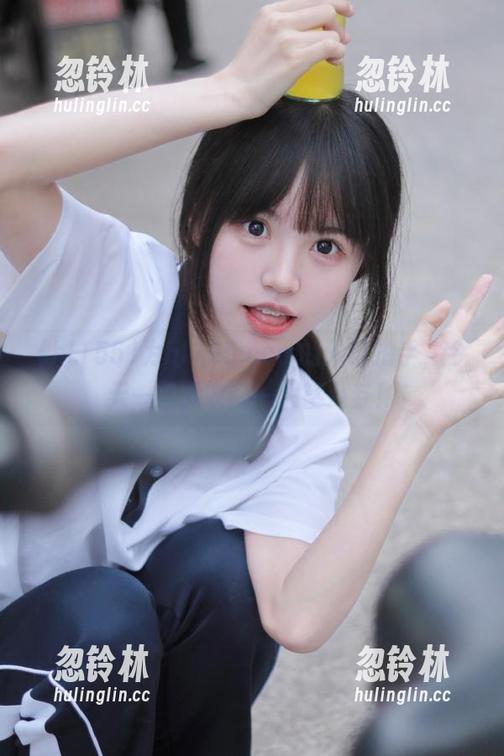 为hl155.ccm的入口拍手，今天一定能收获一大筐八卦！