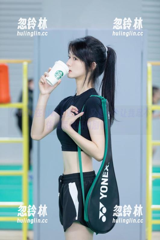 hlw 在hlw上更新!又是一个让我忍不住想喷饮料的剧情!
