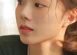 hlw的资源就像调皮的孩子，让我原本冷静的生活瞬间变得五彩斑斓。