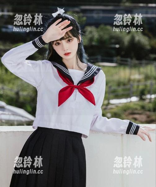 你一定要试试“QQ吃瓜群”的入口，神奇的道理就在一秒之间，有那么神秘又让人好奇。
