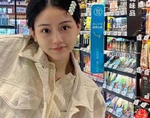 老铁们，快来tttzzz5.cc这个网址逛逛，真有趣！