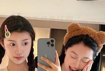 聊天框里狂刷‘www.hl155.ccm’的分享，咳咳，稍微有点上瘾哦！