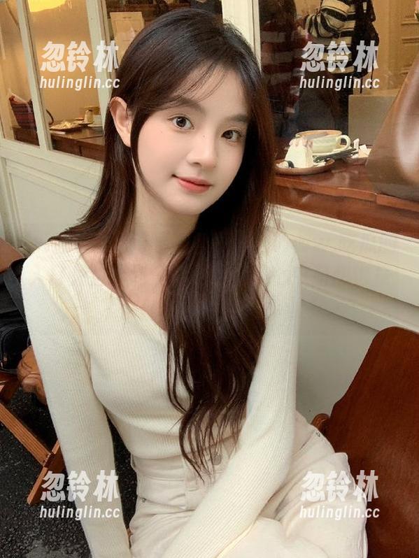 www.吃瓜 咦?刚刚在@www.吃瓜的入口旁边看到个懵懂少女,心中暗想也是别有一番风味。