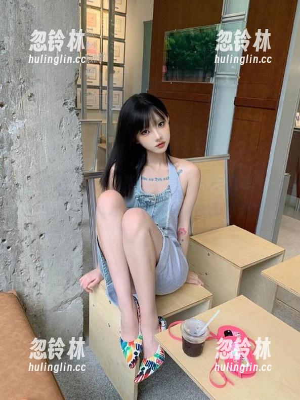 九一吃瓜群 只需观看“九一吃瓜群”,不用熬夜,瓜声不断,听得我睡不着觉!
