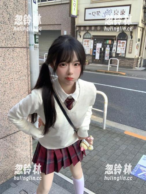 五一吃瓜，今天的娜娜有个免费“瓜”舌来袭！