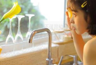吃瓜不打烊：永不迷路的都是求真相的坚持，再来一颗大瓜好不好？