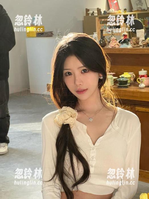 吃瓜网红不止“料”，下载后感受无底限！