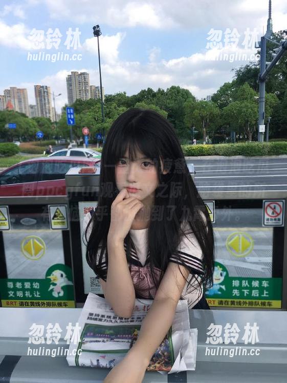 一整天的疲惫，在泡泡吃瓜网ppcgfun观看瓜文之际，脑袋里的所有烦恼似乎都被抛到了九霄云外。
