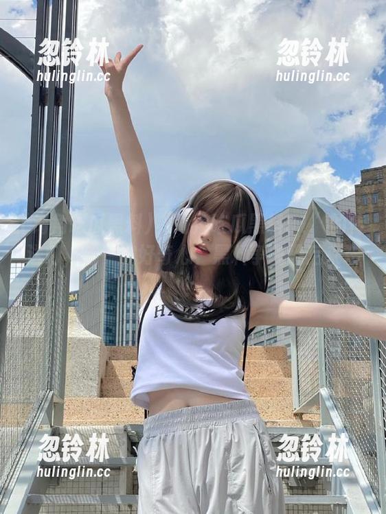 “海角吃瓜黑料91”的传送门，走一波好奇心，黑料争先恐后来袭！