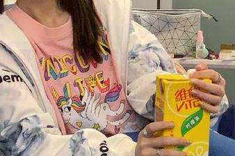 最新报道！黑料冲哥烧烤店哪里出问题了？小心被烤到焦香。