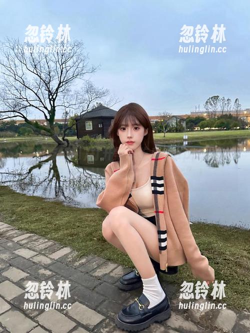 打开黑料吃瓜网app，感觉自己成了社交媒体的“权威”！