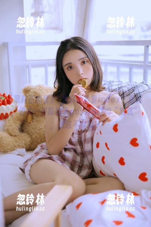 黑料正能量 “黑料正能量index”直达,仿佛一脚踩到了gossip界的“黑坑”,想逃不容易~