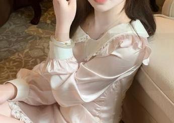 观看黑料社官网，仿佛打开了一扇通往戏精世界的神奇大门。