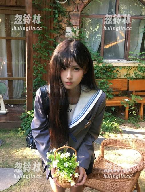 网址变动，似乎“黑料社”又找到了新鲜的瓜源！