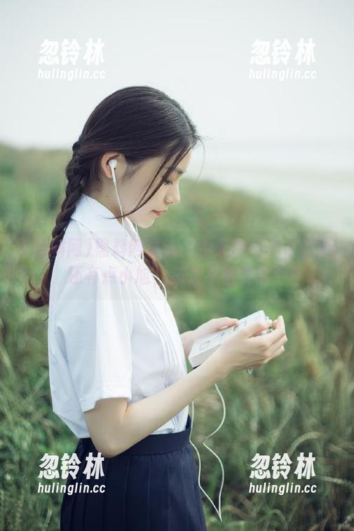 黑料网更新：今天的瓜不仅嘴馋，还有点小尬，总之不看觉得亏！