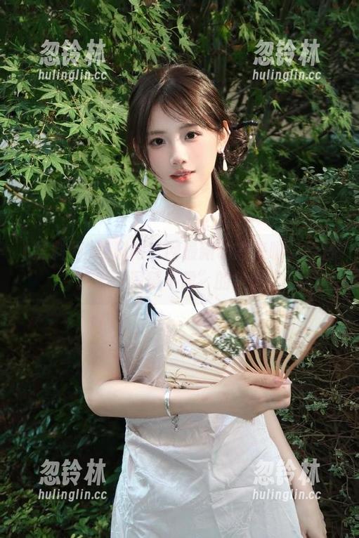 黑料网官网最新动态来啦，今日扒出“深藏不露”的争议。