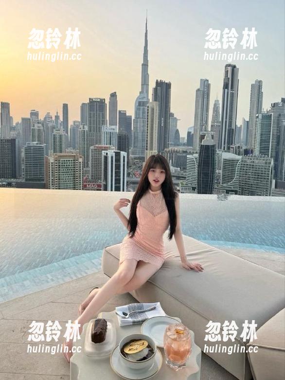 黑料网站让我在安卓上看到，明星也有不为人知的一面，哈哈！